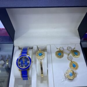Montre complète pour femme