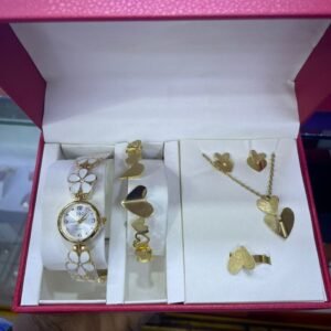 Montre complète pour femme