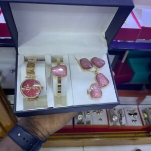 Montre complète pour femme